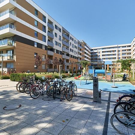 Exclusive Apartments Teczowa With Underground Parking By Noclegi Renters 브로츠와프 외부 사진