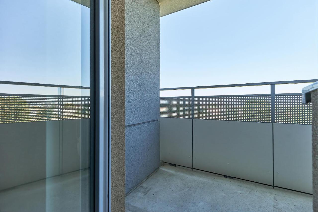 Exclusive Apartments Teczowa With Underground Parking By Noclegi Renters 브로츠와프 외부 사진