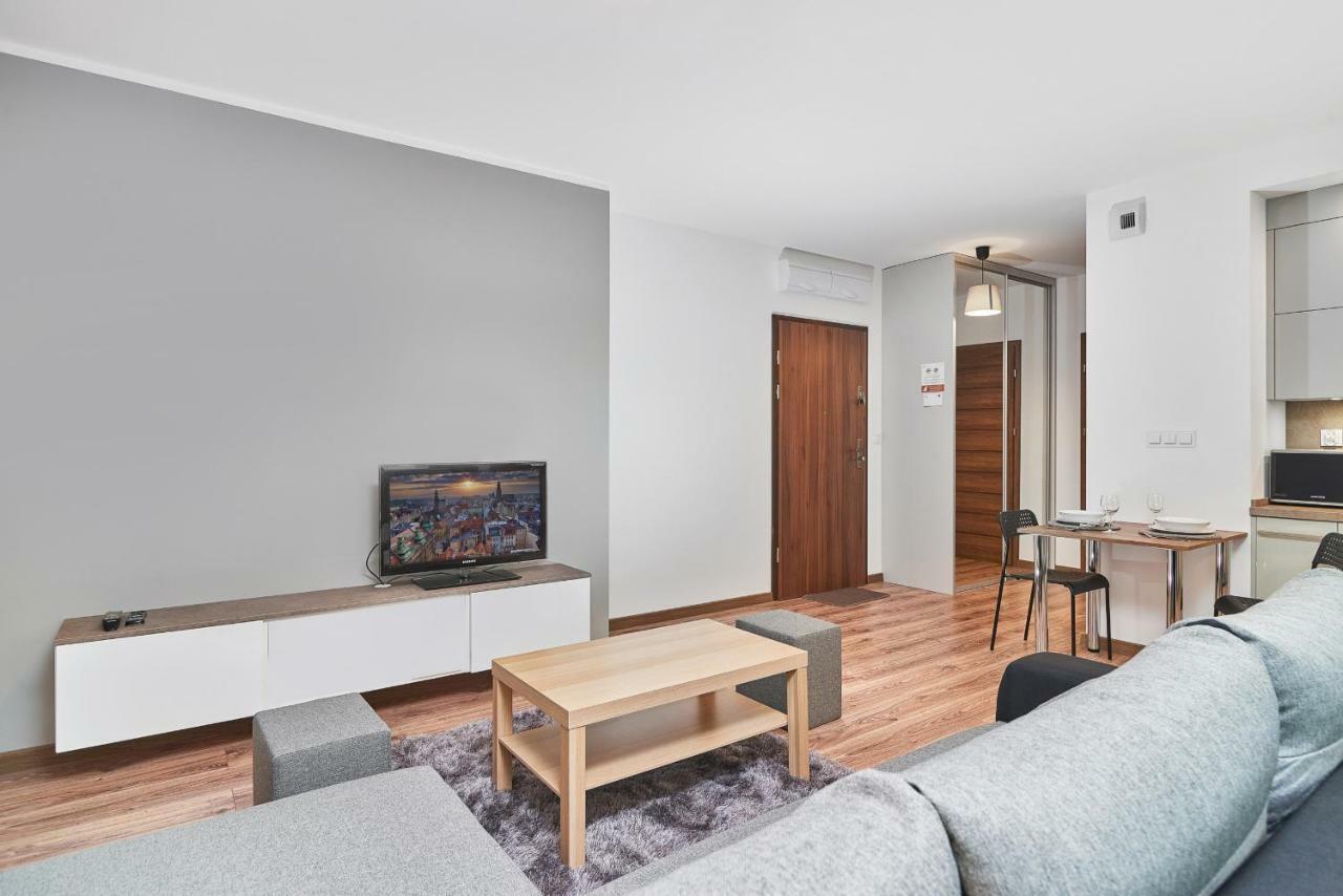 Exclusive Apartments Teczowa With Underground Parking By Noclegi Renters 브로츠와프 외부 사진