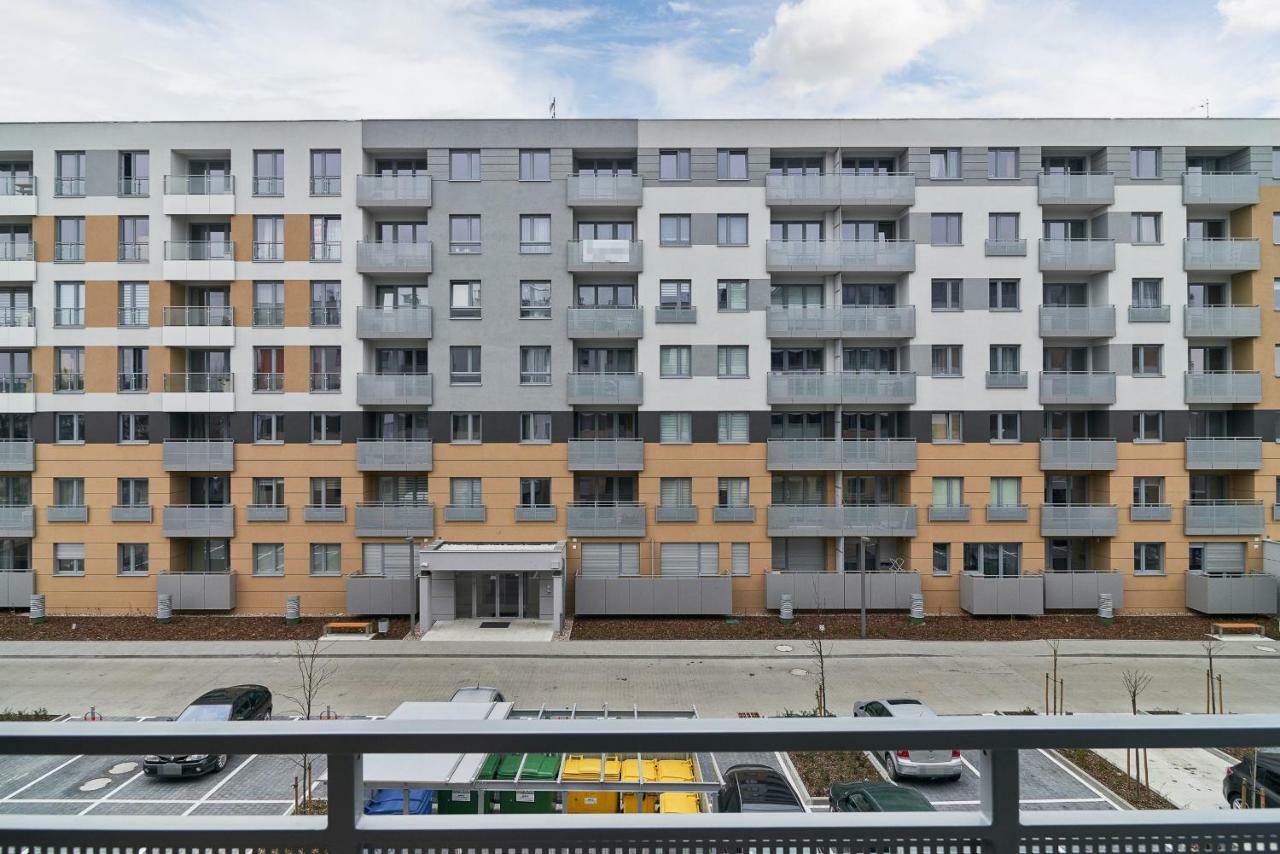 Exclusive Apartments Teczowa With Underground Parking By Noclegi Renters 브로츠와프 외부 사진