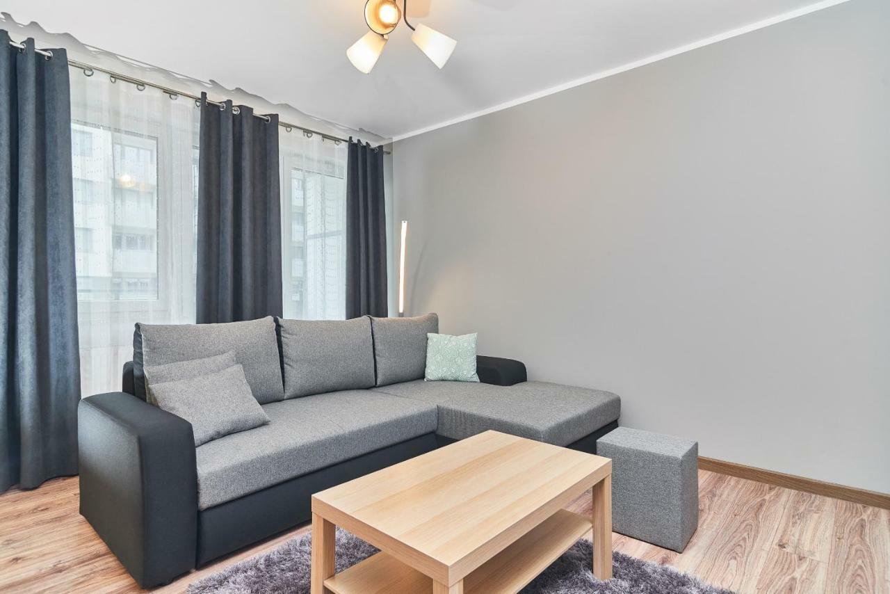 Exclusive Apartments Teczowa With Underground Parking By Noclegi Renters 브로츠와프 외부 사진