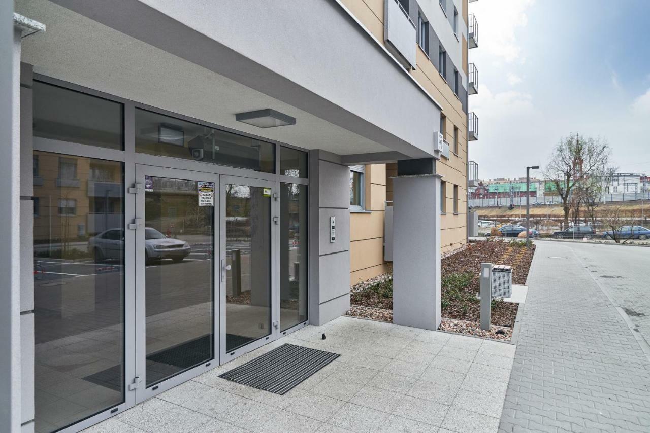 Exclusive Apartments Teczowa With Underground Parking By Noclegi Renters 브로츠와프 외부 사진